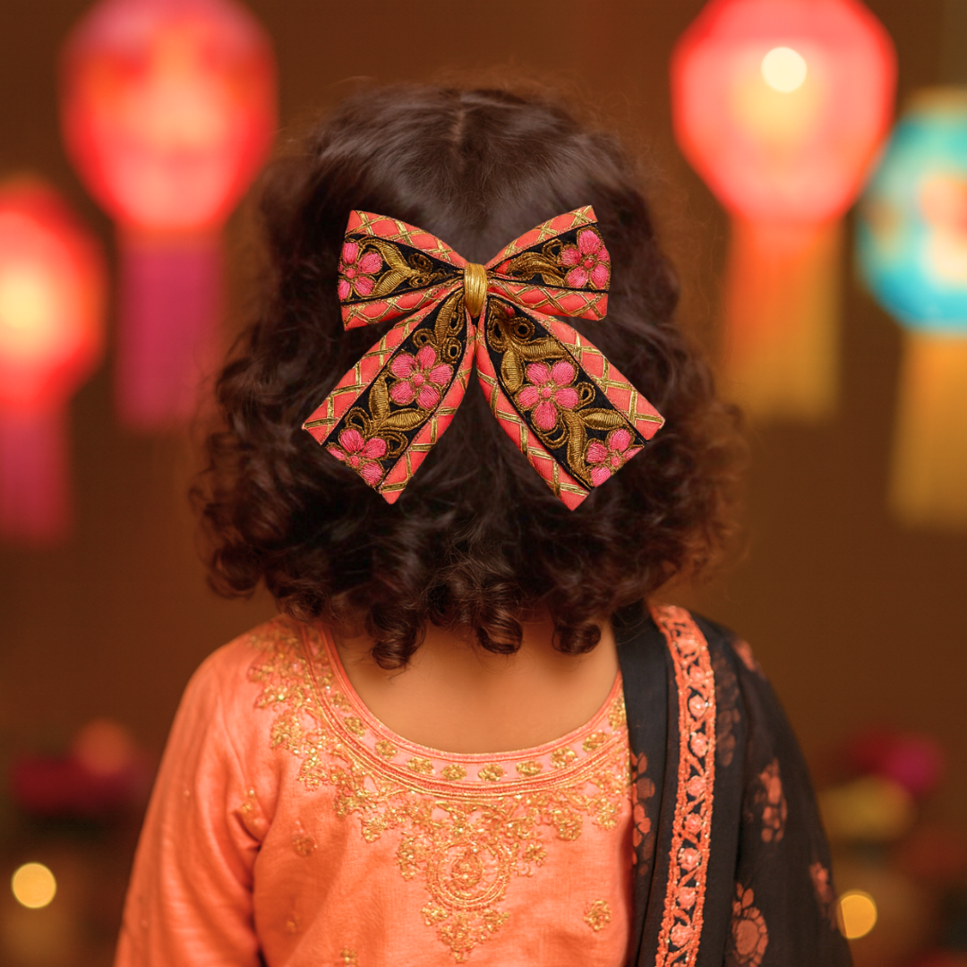Phoolwari Big Bow Alligator Clip - Peach & Black