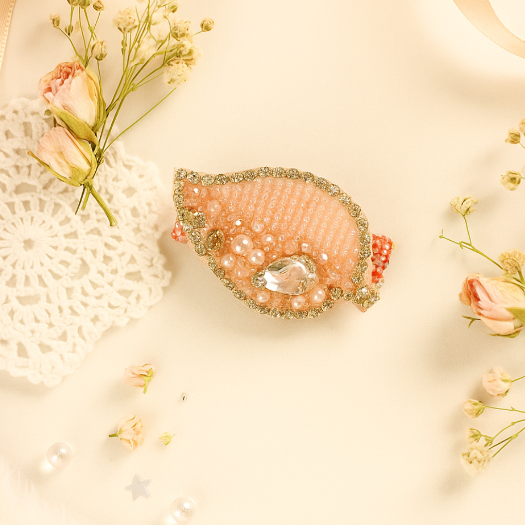 Combo of Golden Beaded Leaf + Beads Alligator Clip