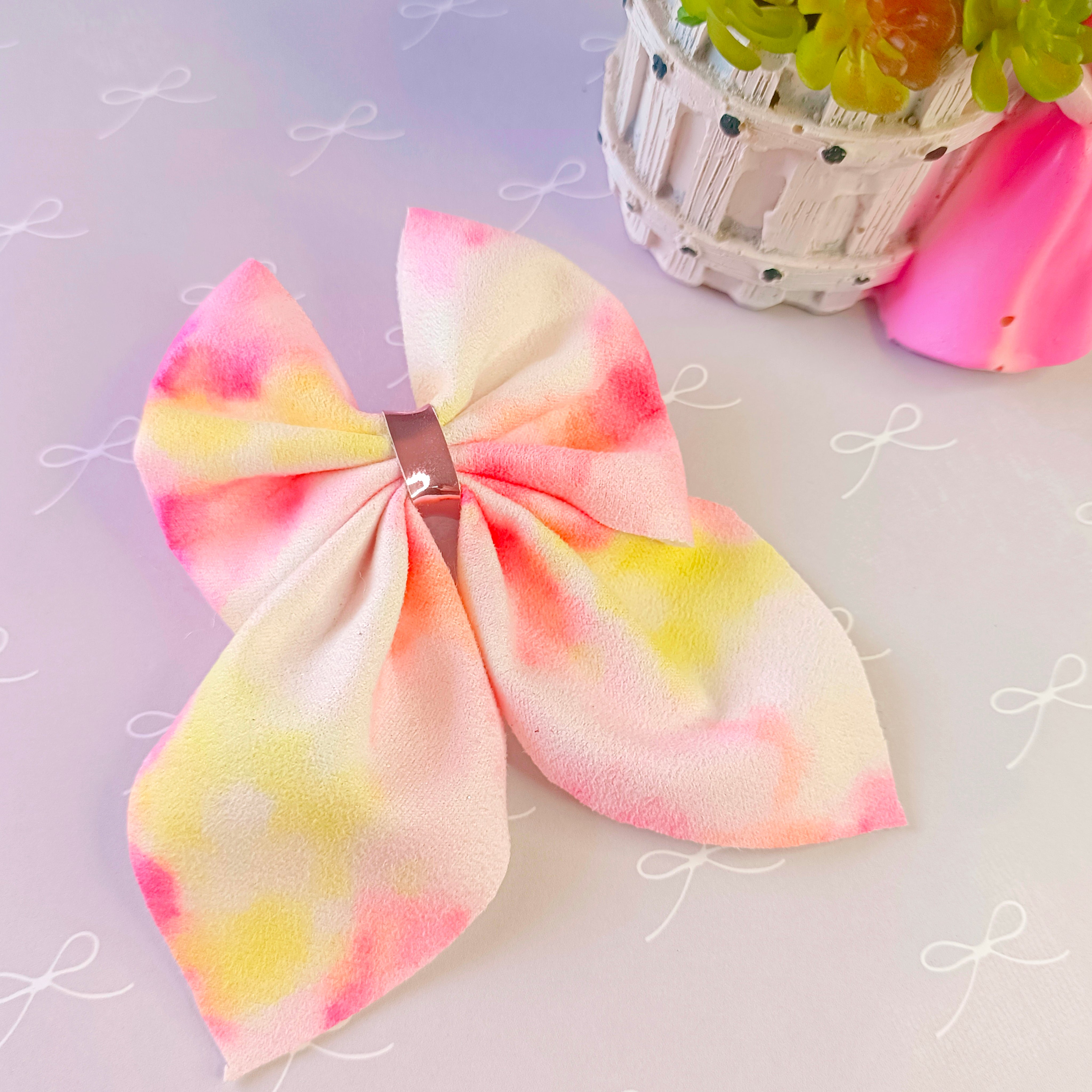 Piggy Color Splash Alligator Clip - Pink & Yellow