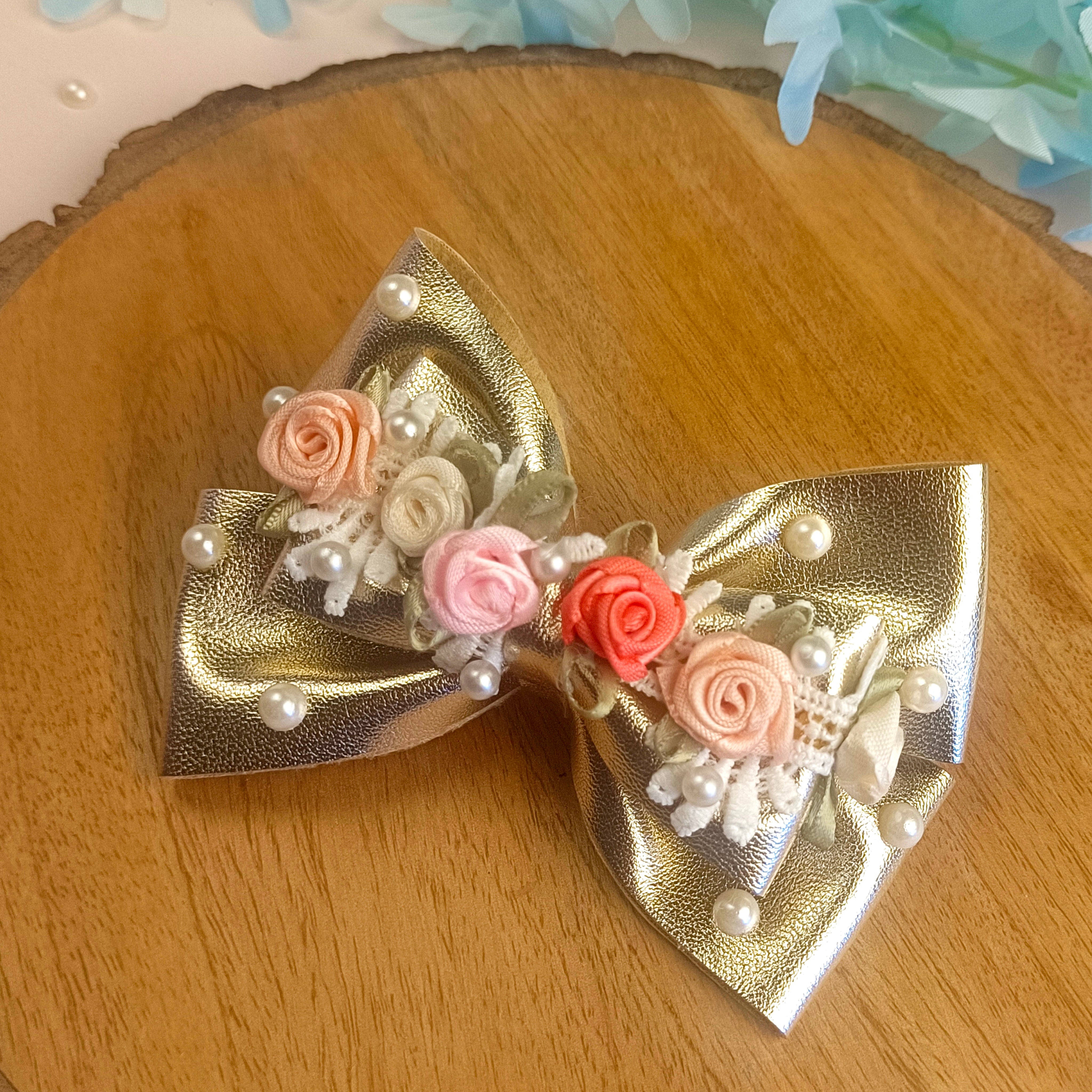 Light Golden Gulmohar Festive Alligator Clip