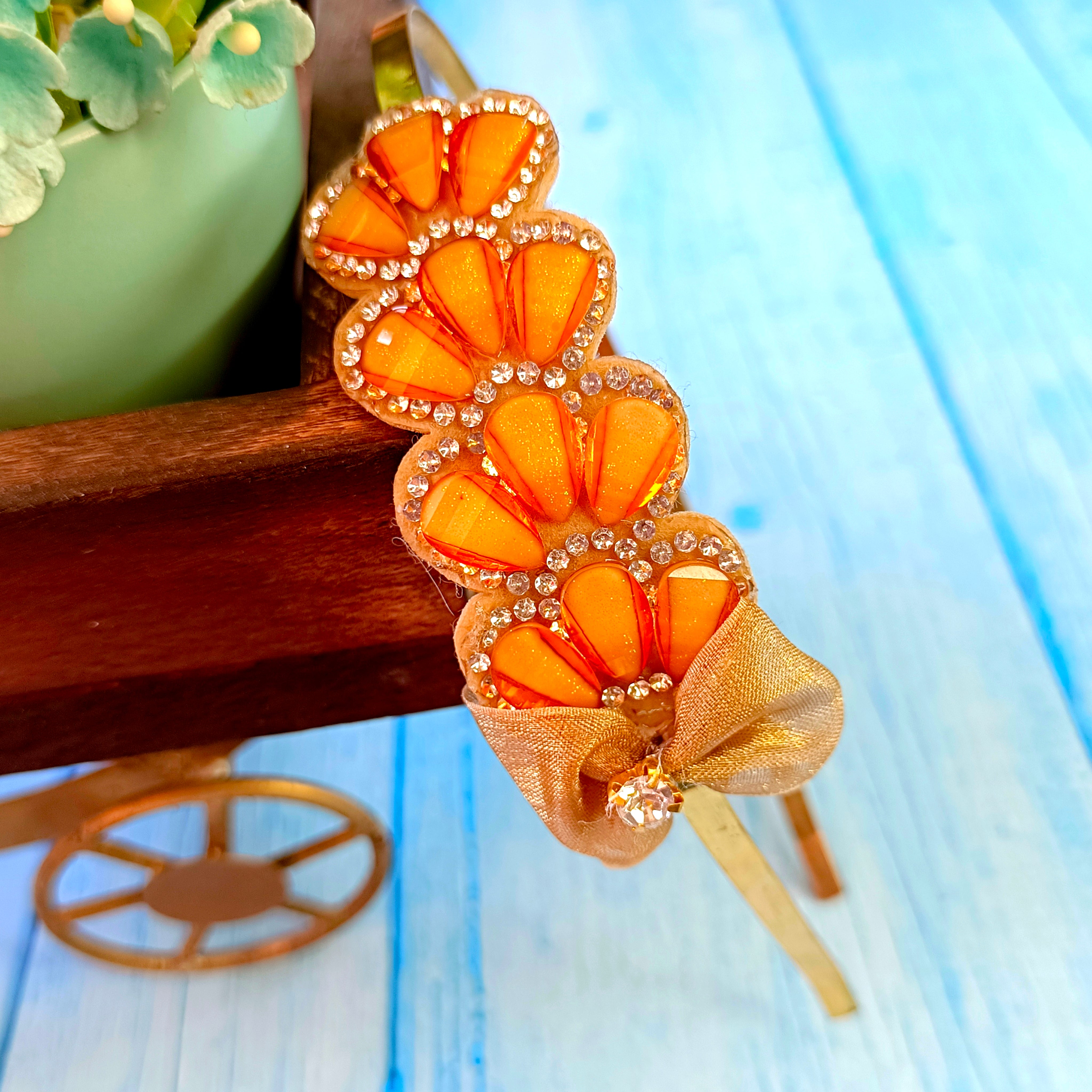 Golden Designer Scalloped Bow Headband