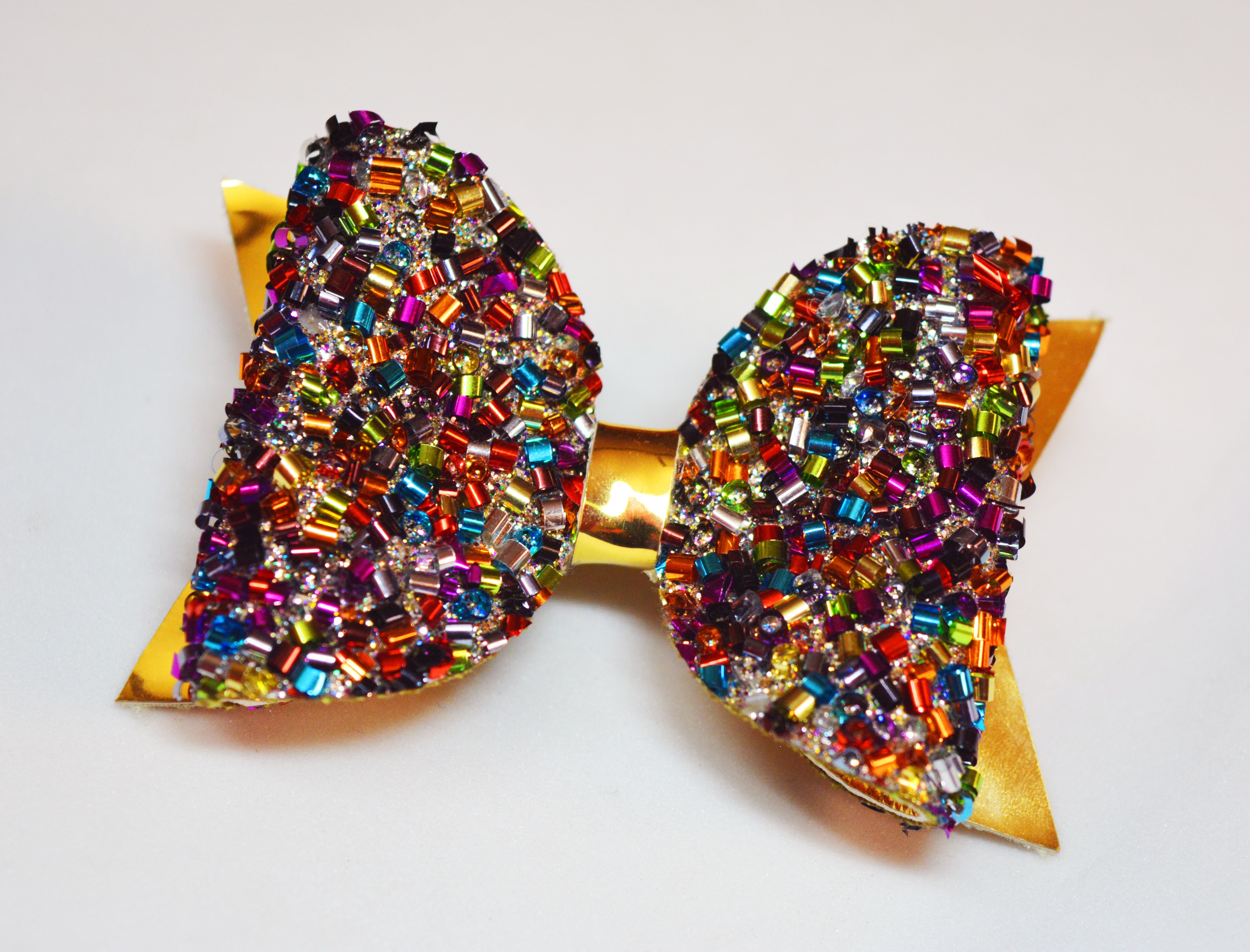 Bow with Arrow Clip - Multicolor Macrooni