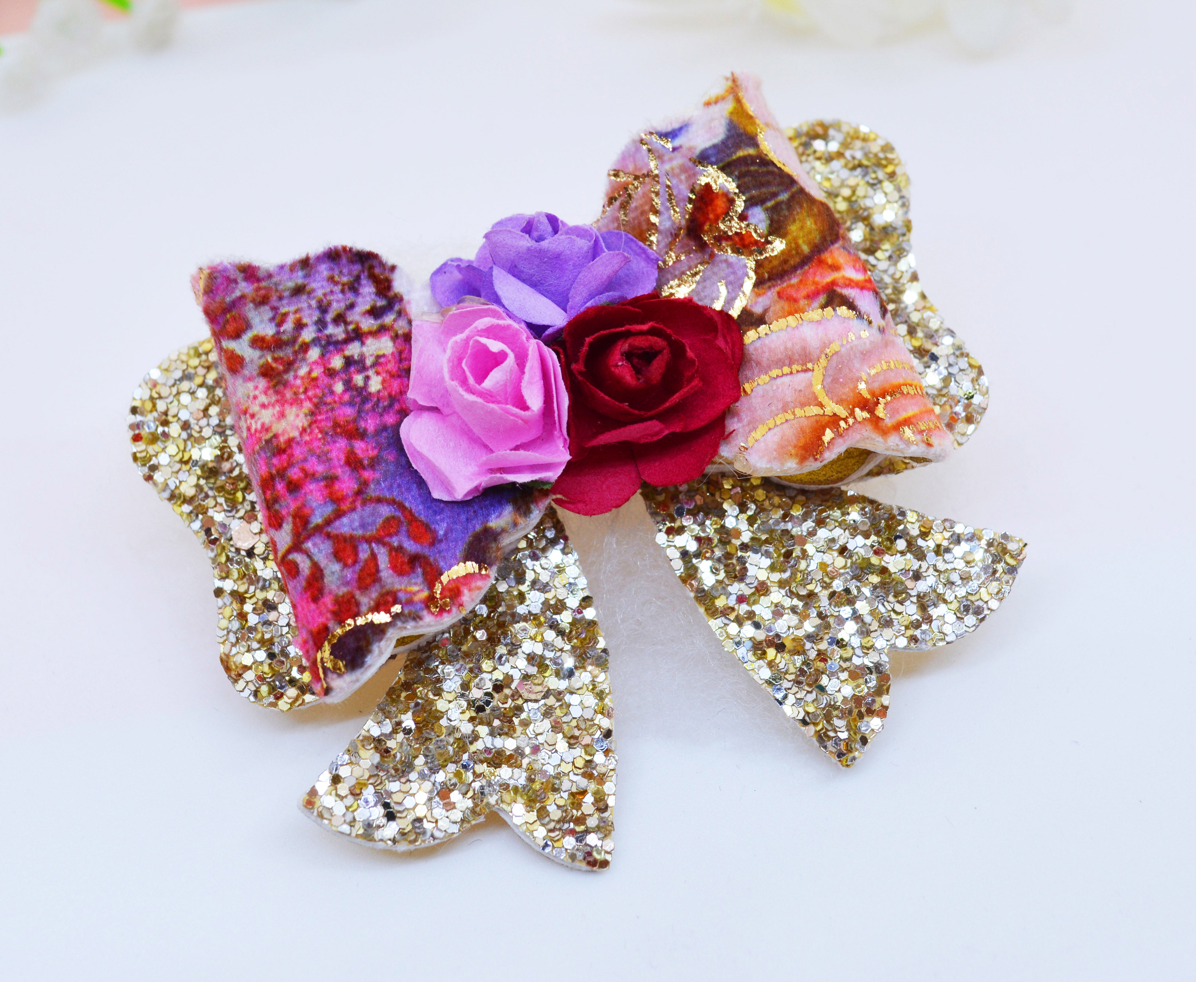 Scalloped Bow Clip - Flower Print