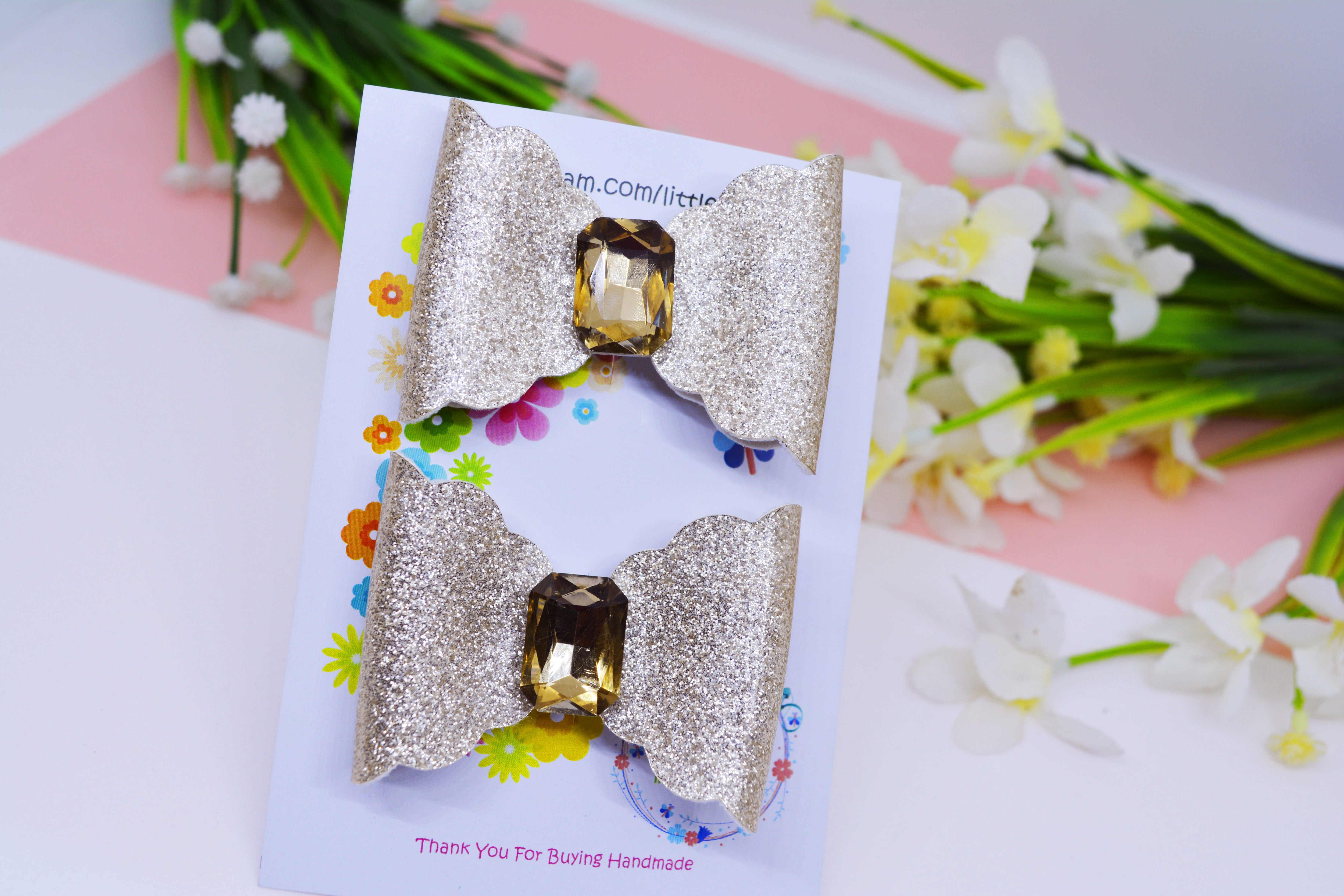 Scalloped Bow with big Rhinestone center Pair - Golden