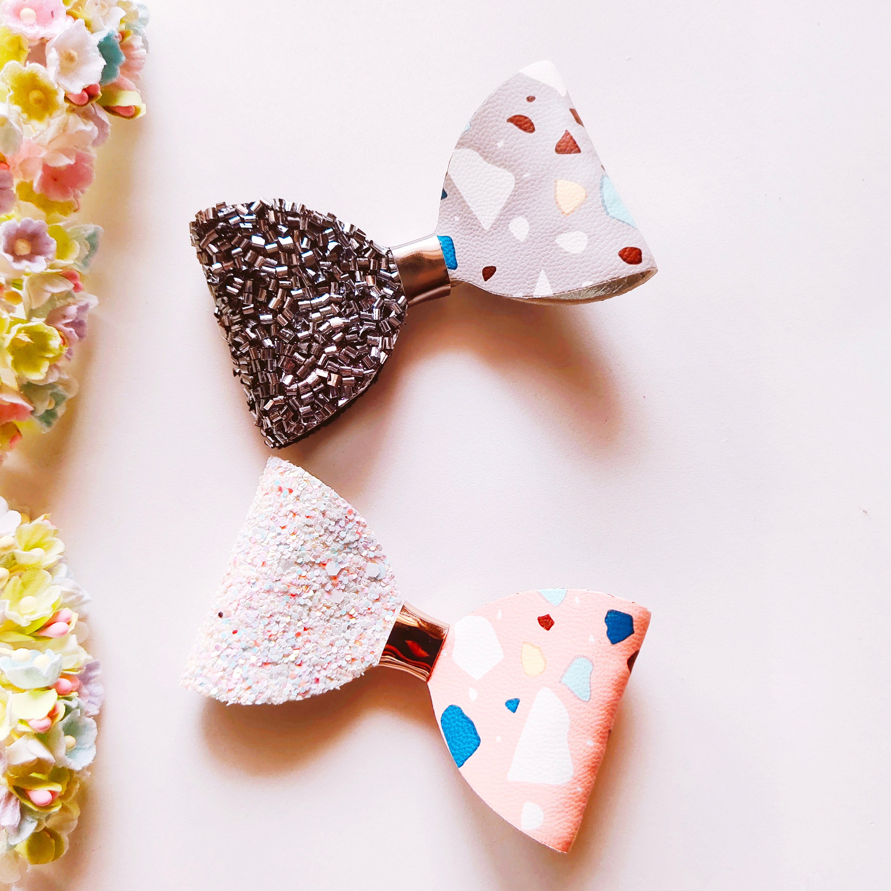 Combo of 2 dual tone Alligator Clips - Grey & Peach