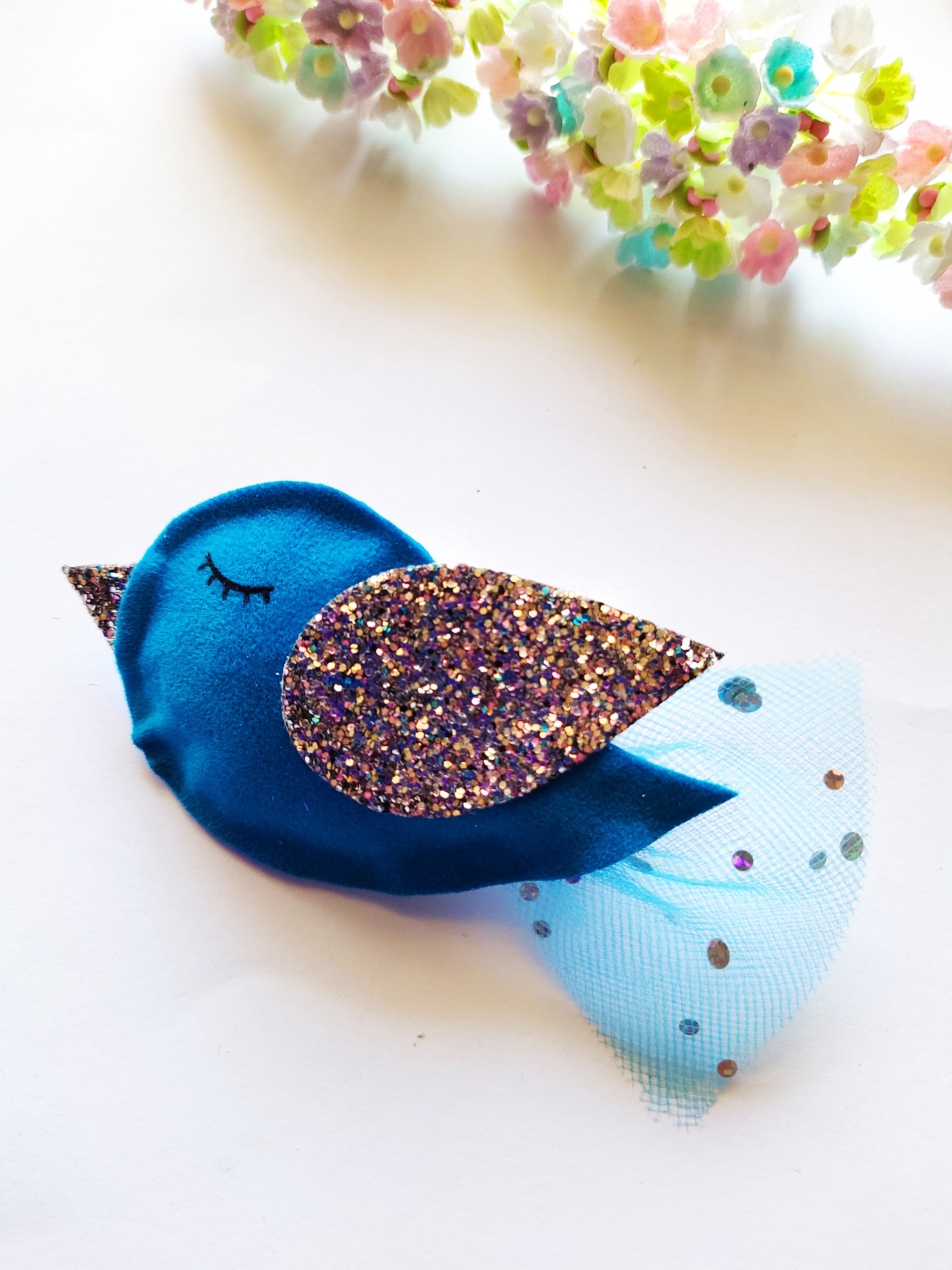 Chirpy Bird Clip
