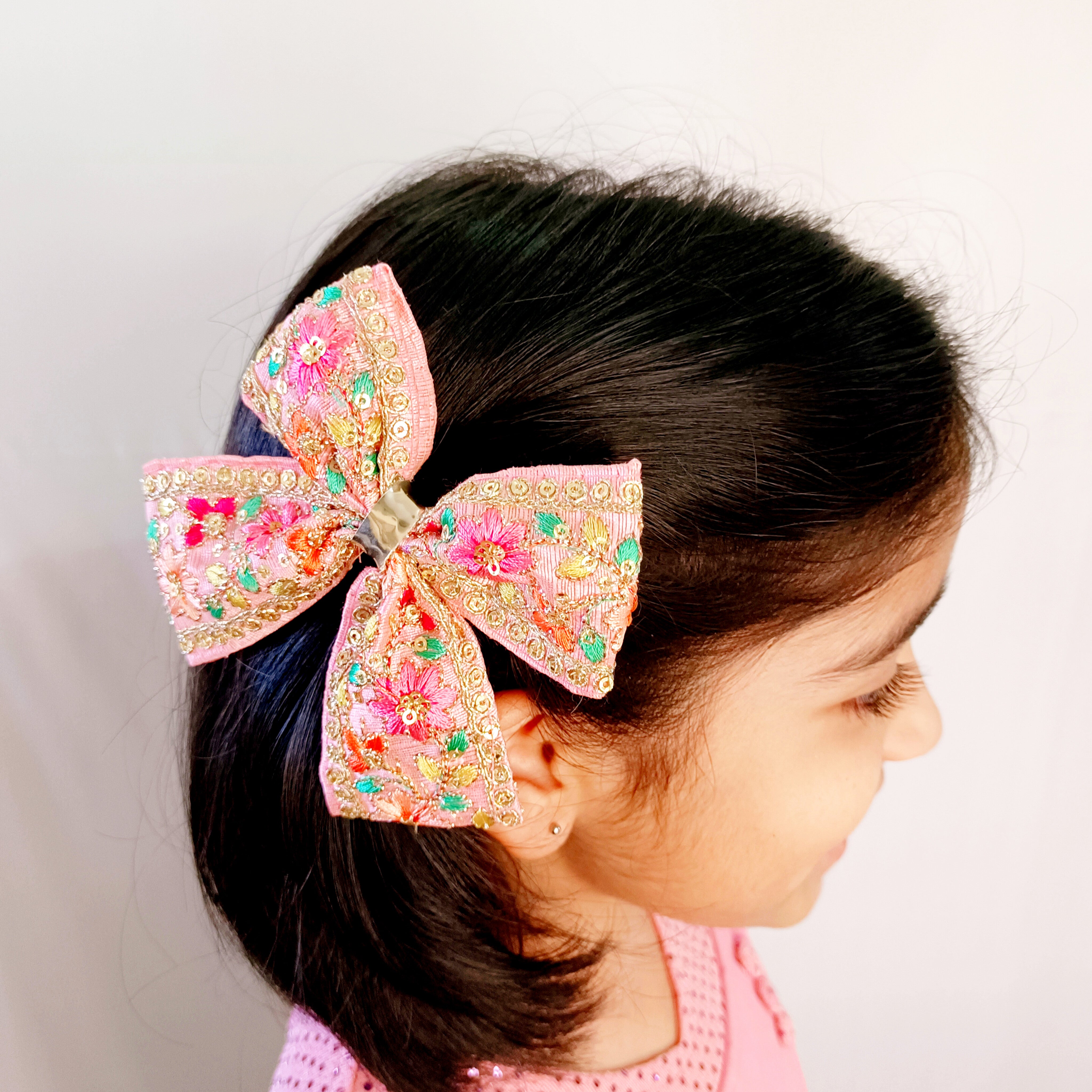 Piggy Tail Embroidery Bow Alligator Clip - Light Pink