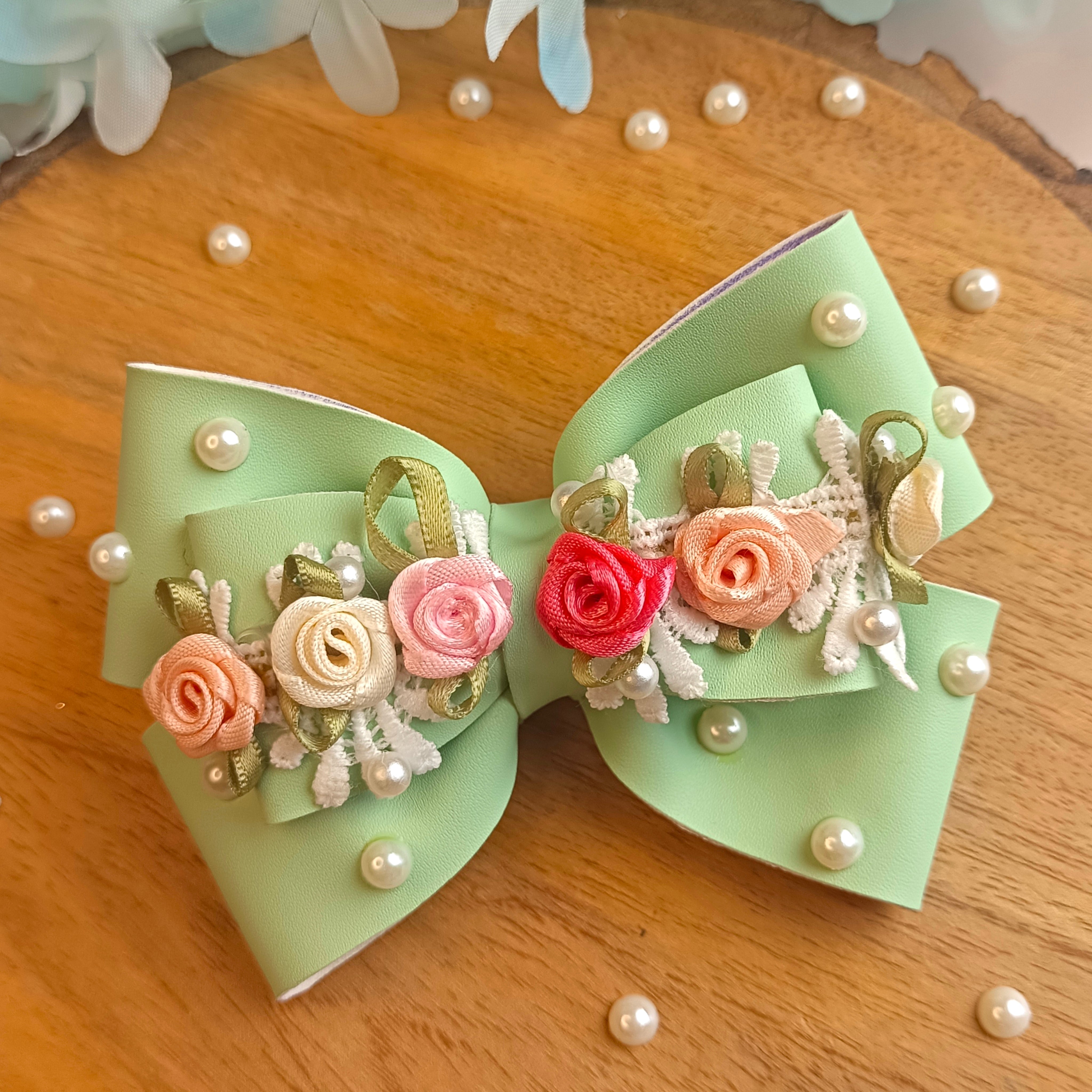 Mint Green Gulmohar Pastel Alligator Clip