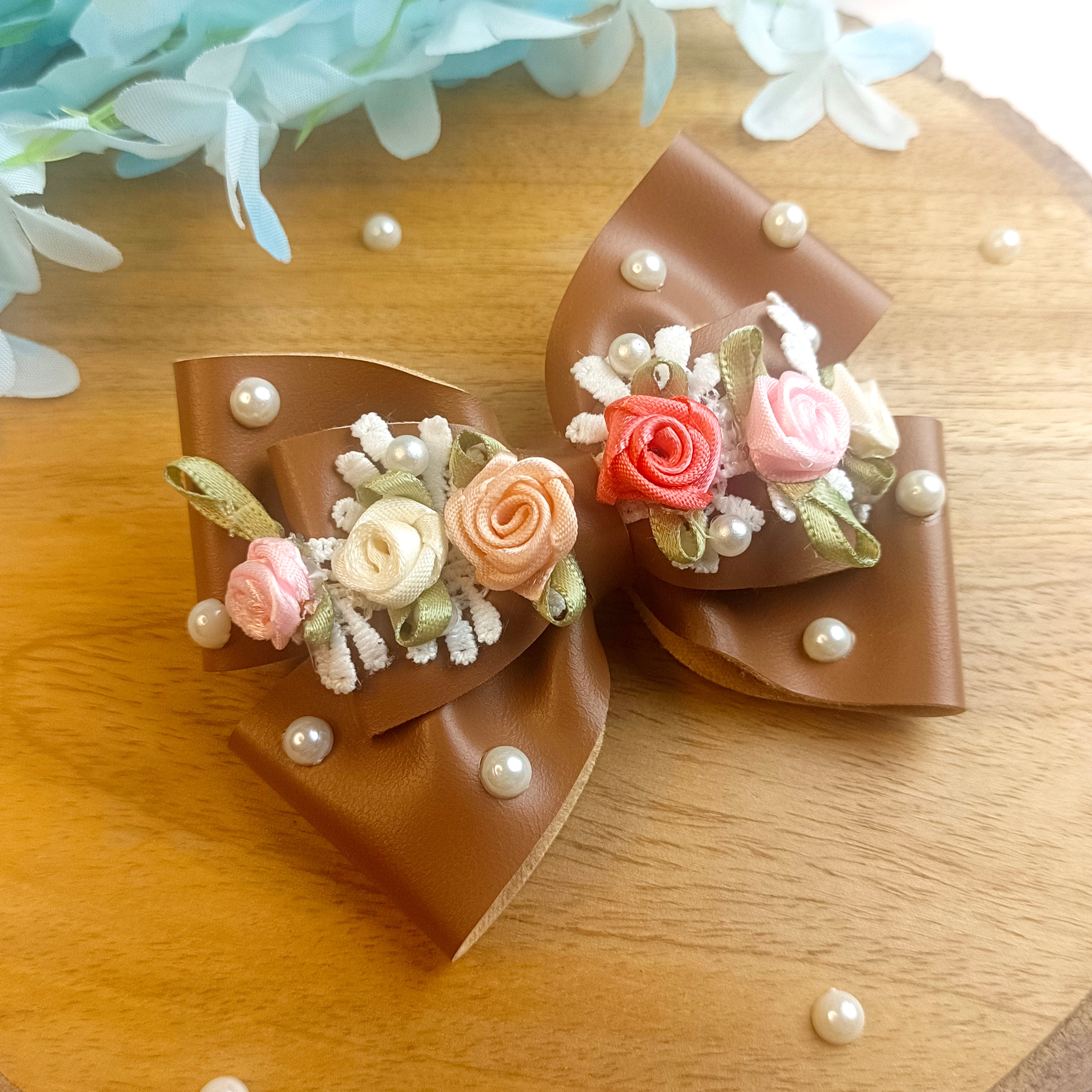 Tan Brown Gulmohar Earthy Alligator Clip