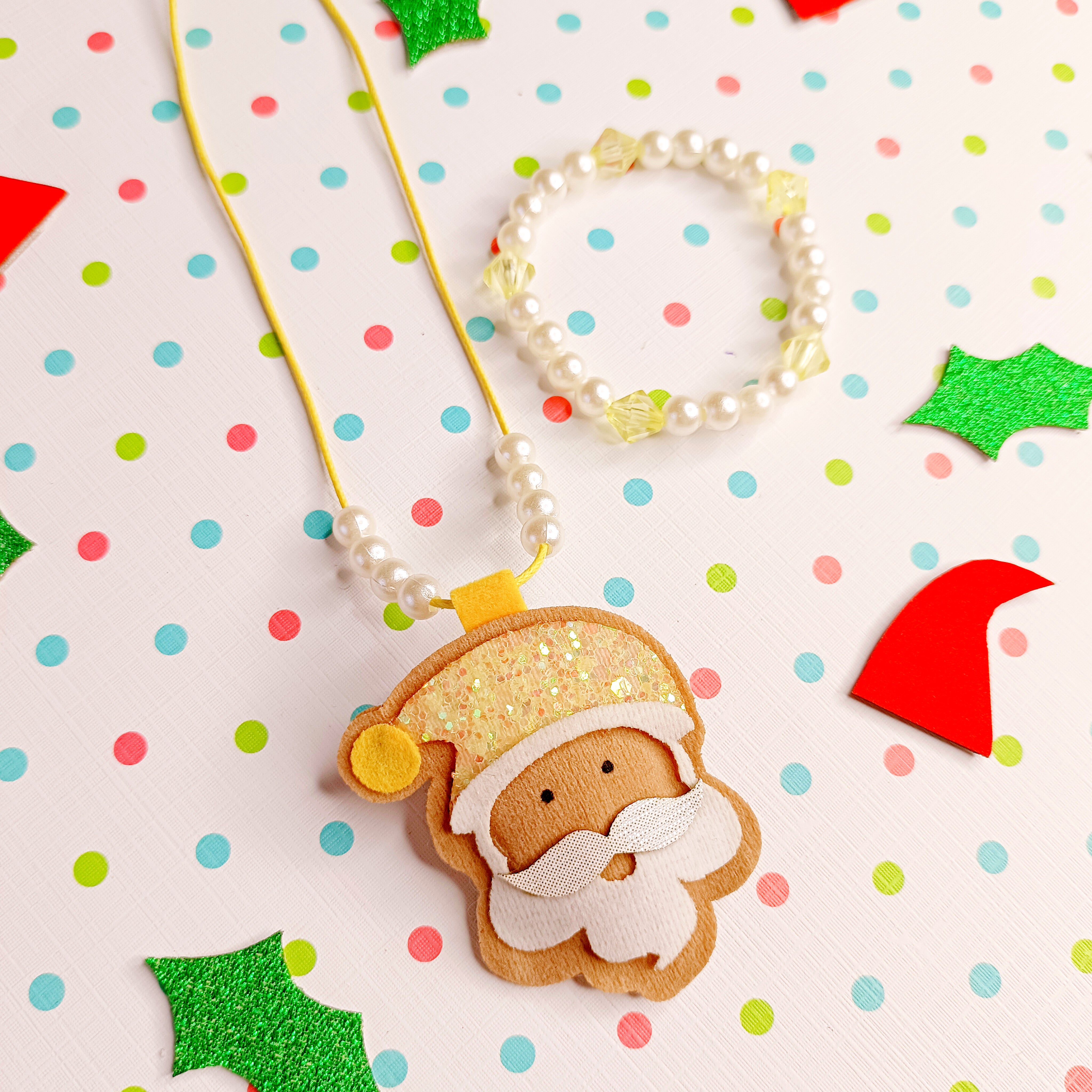 Santa Pendant & Bracelet - Yellow