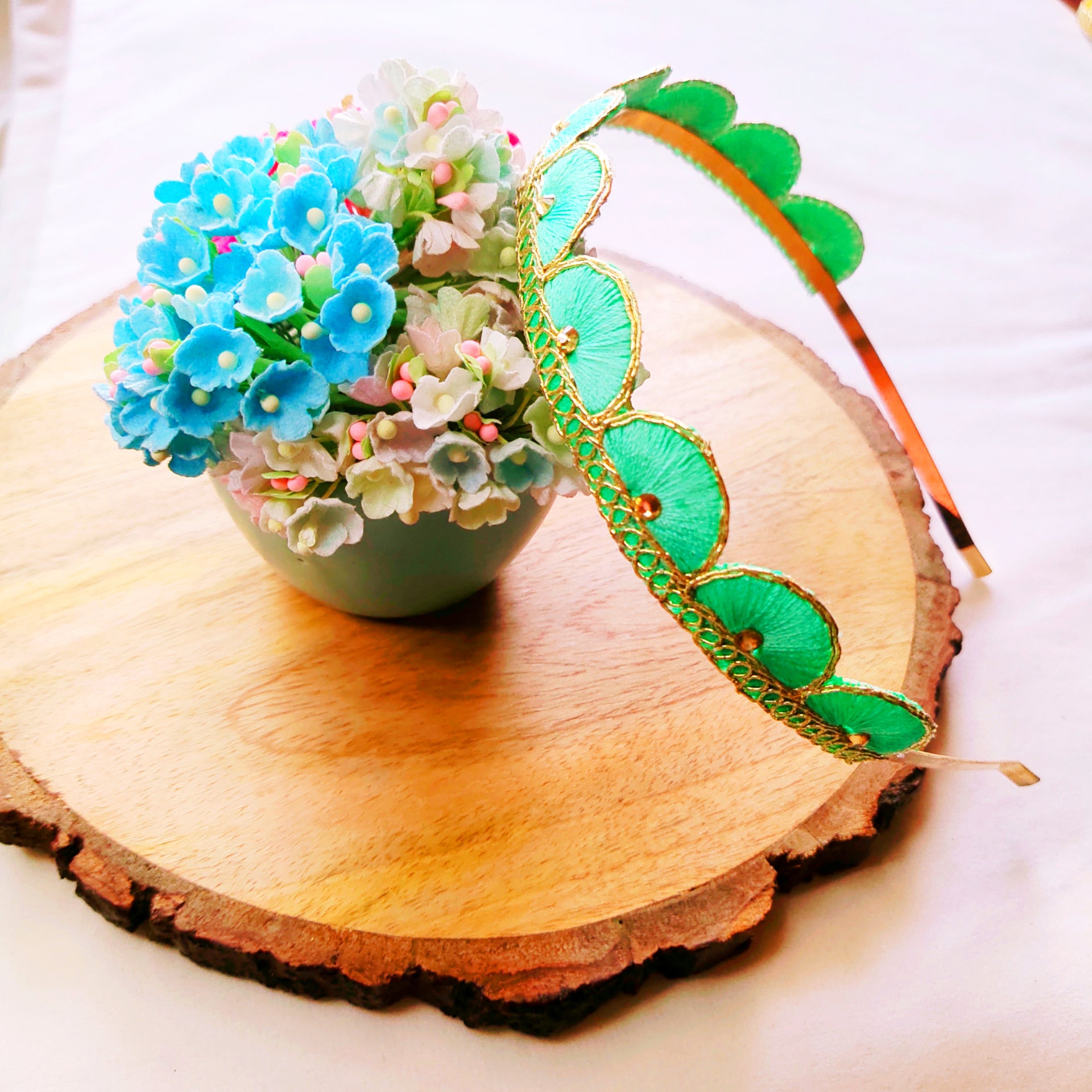 Pista Green Scalloped Designer Headband