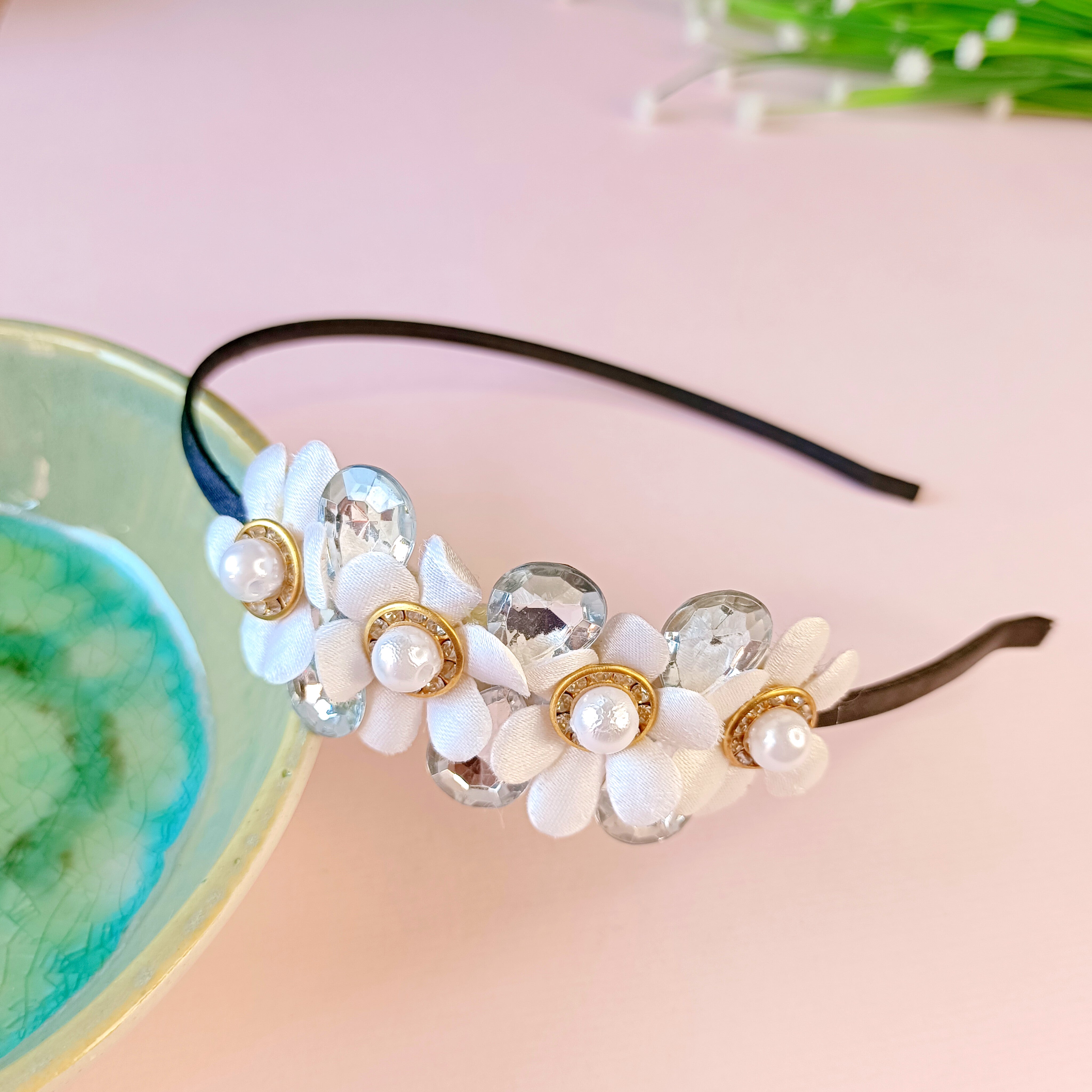 Bubble Flowers Headband - White