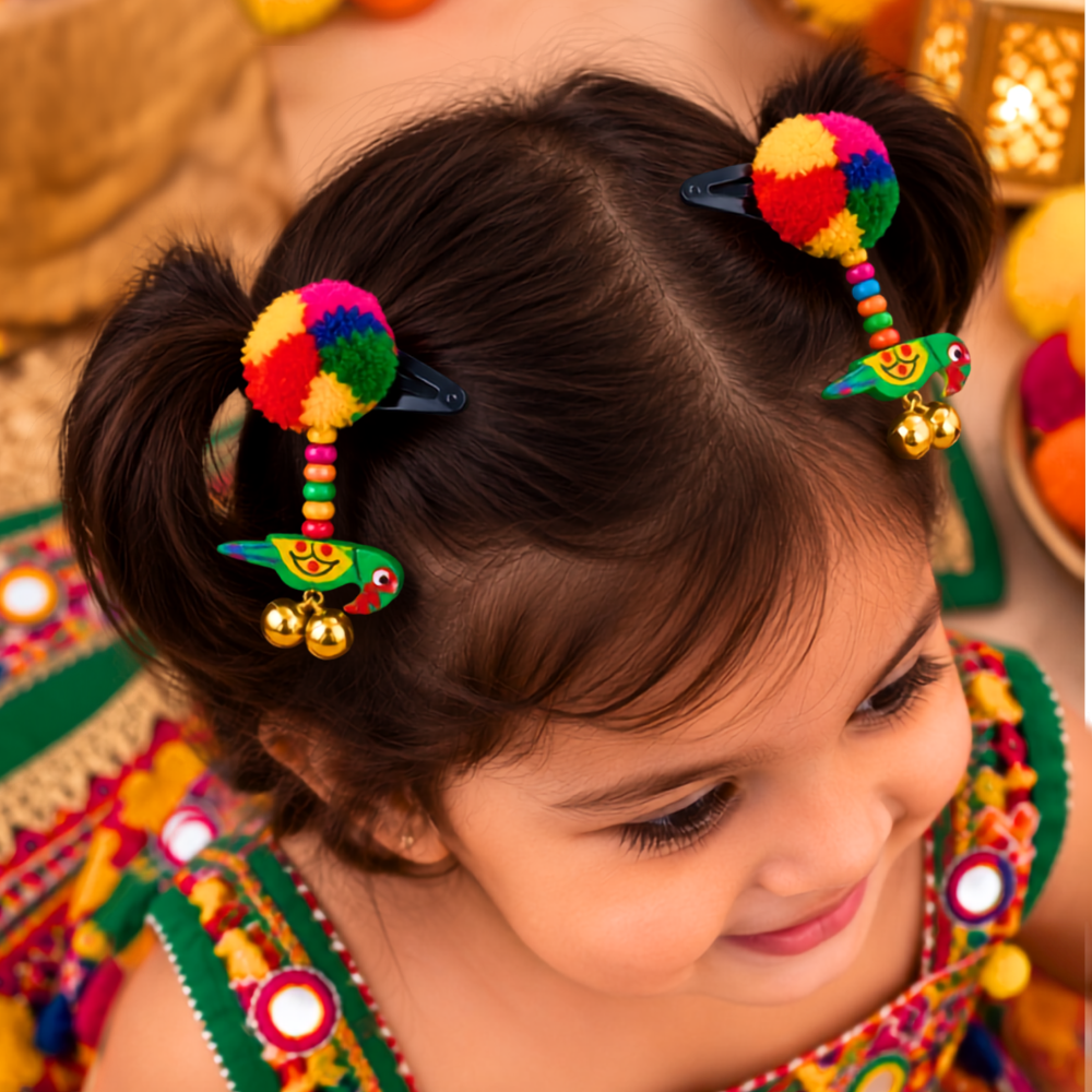 Navratri Parrot & Pompom Snap-On Clips – Green