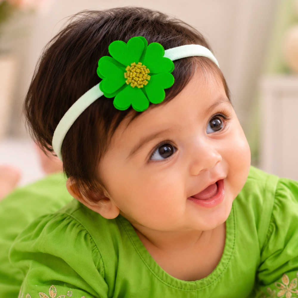 Soft scalloped flower baby headband for girls with handcrafted 6 cm floral design in 14 colors for infants and toddlers aged 0–3 years
