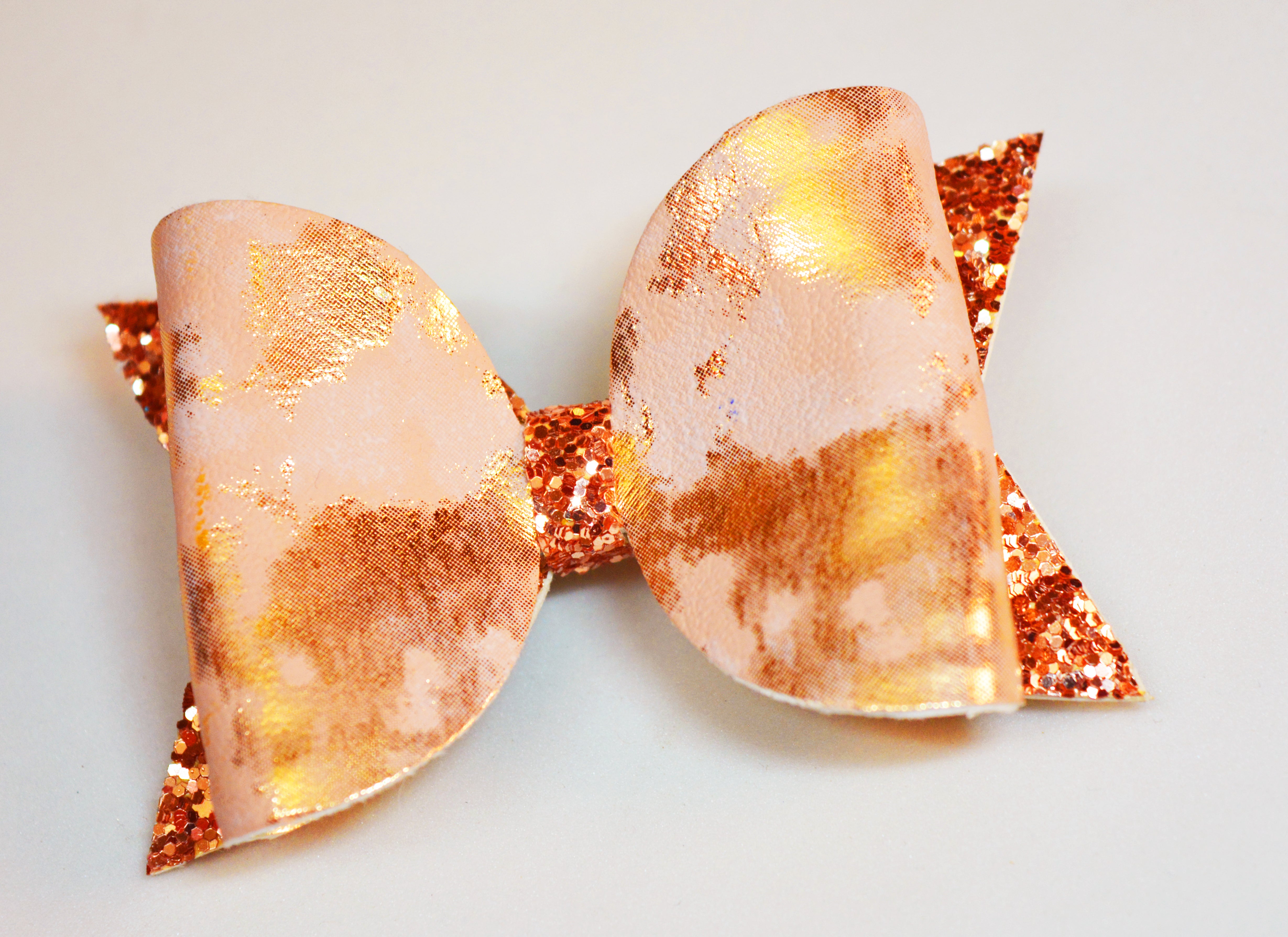 Bow with Arrow Clip - Distress Rose Gold