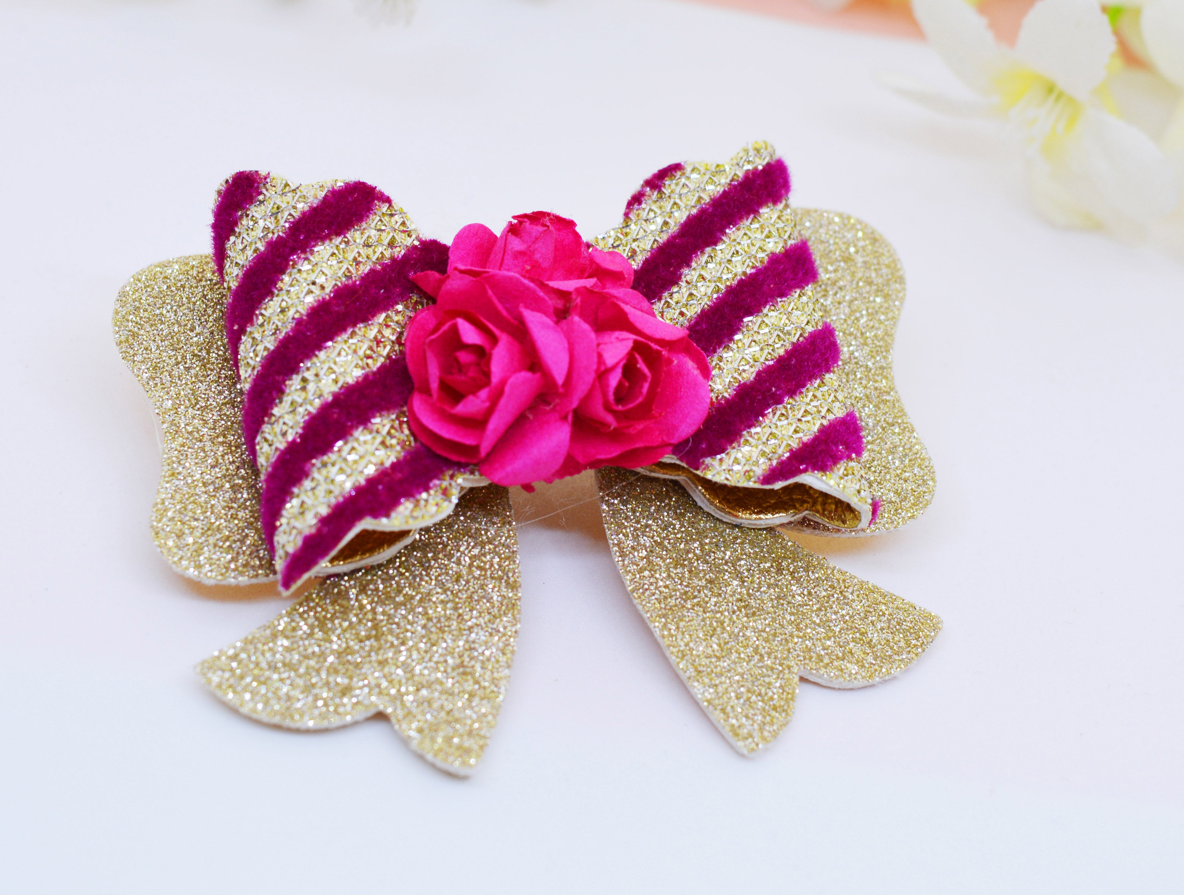 Scalloped Bow Clip - Pink Stripes