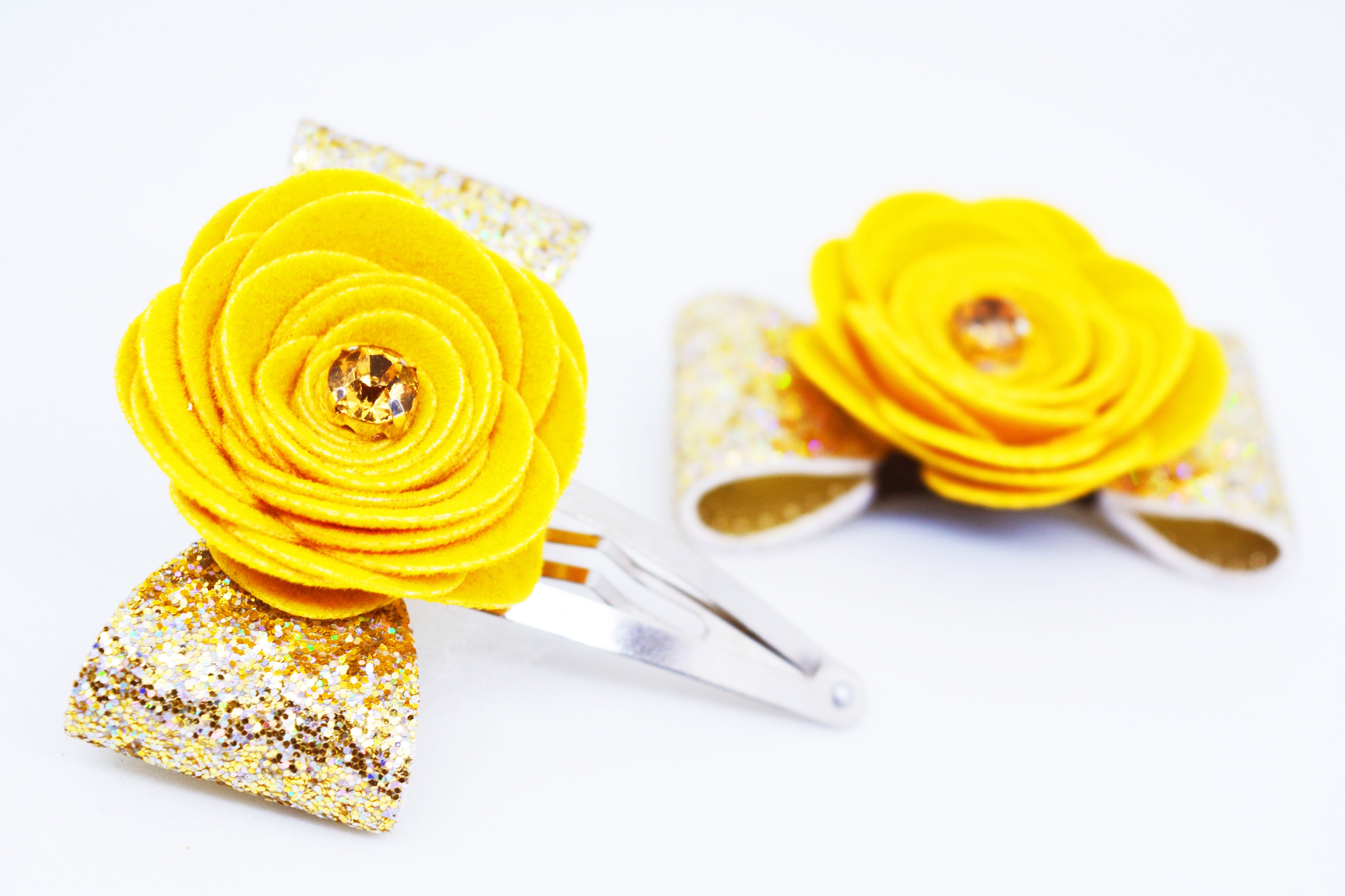 Rose on Bow SnapOn Clip Pair - Yellow