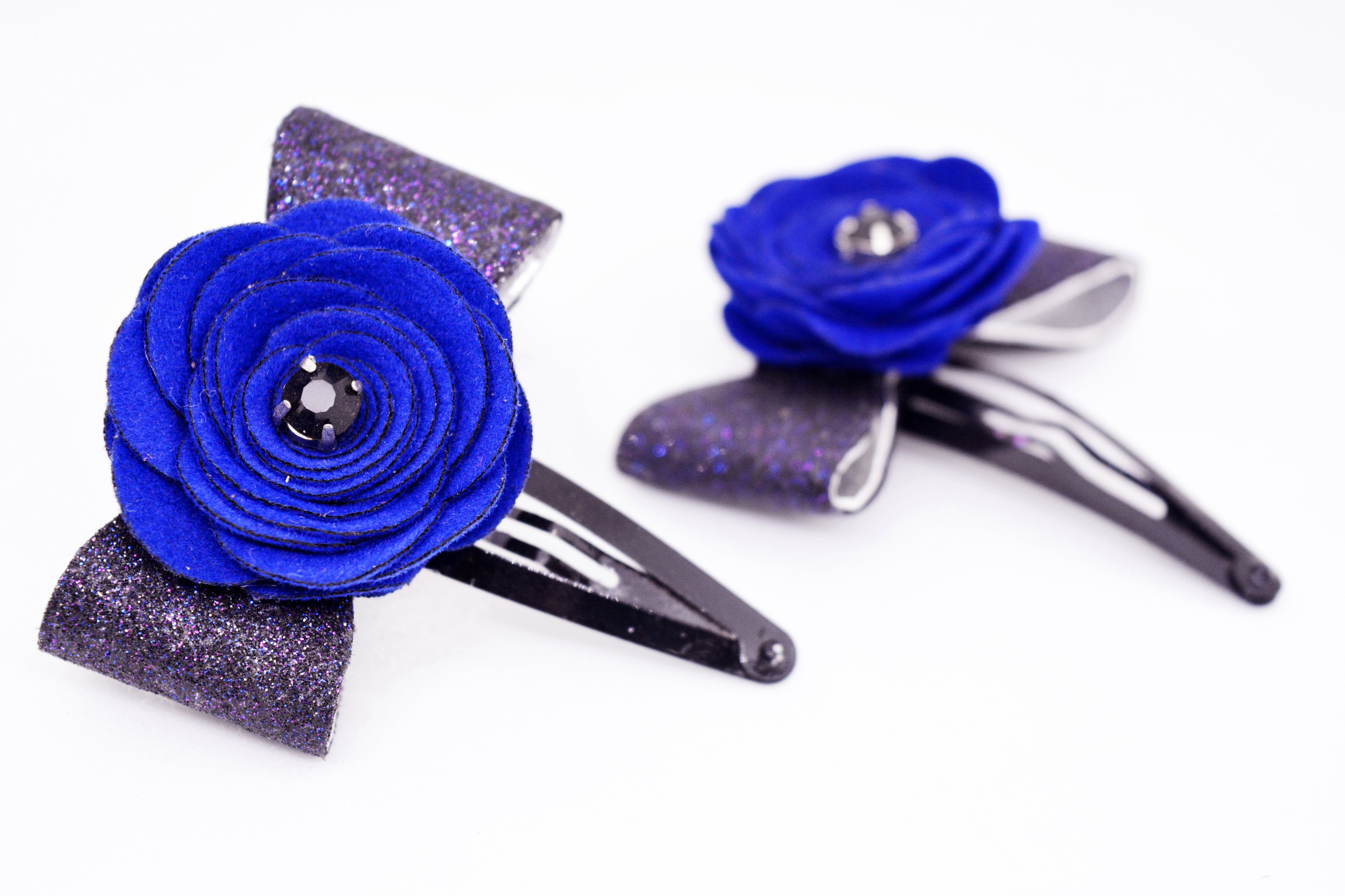 Rose on Bow SnapOn Clip Pair - Blue & Black